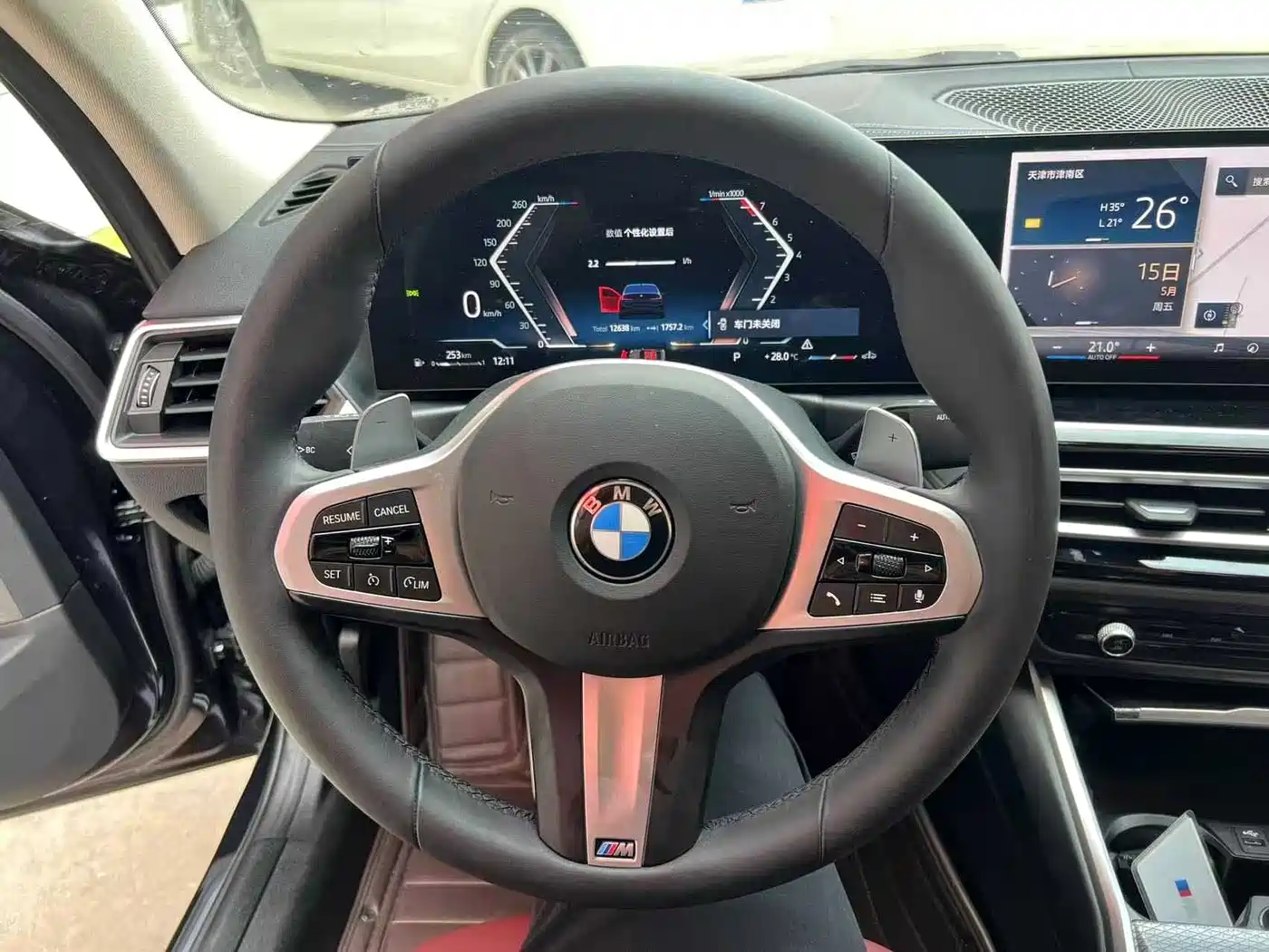 BMW 3 Series 2024 325Li M Sport Shadowline Package фото 11