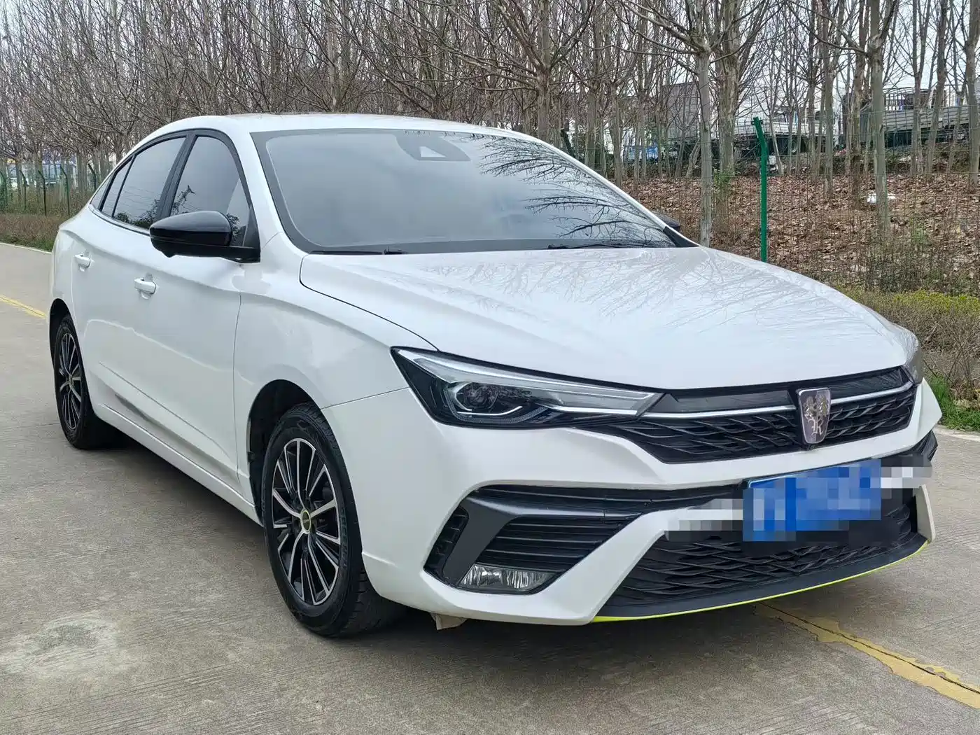ROEWE I5