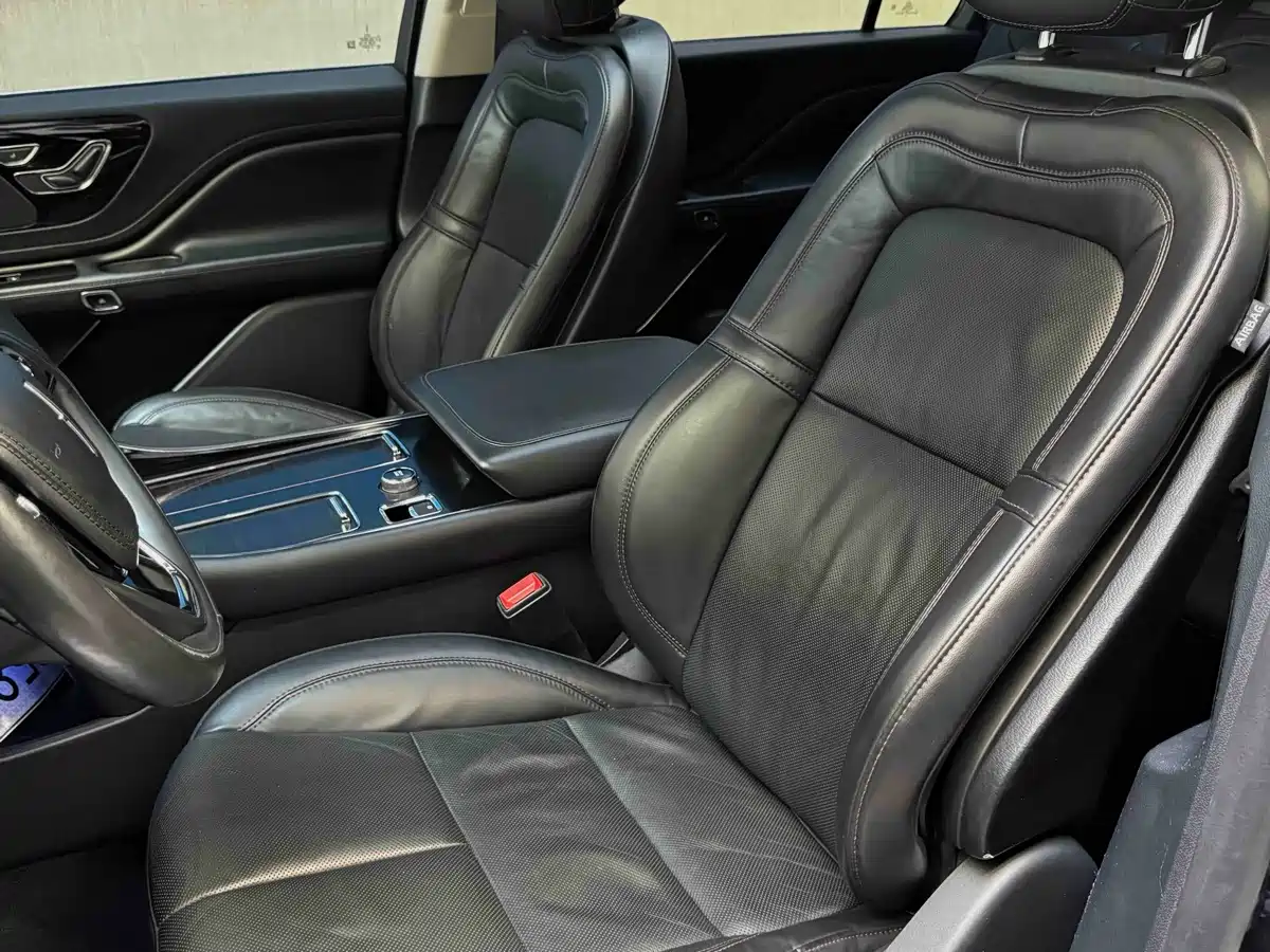 Lincoln Aviator (Import) 2020 2020 3.0T V6 AWD Premium Edition