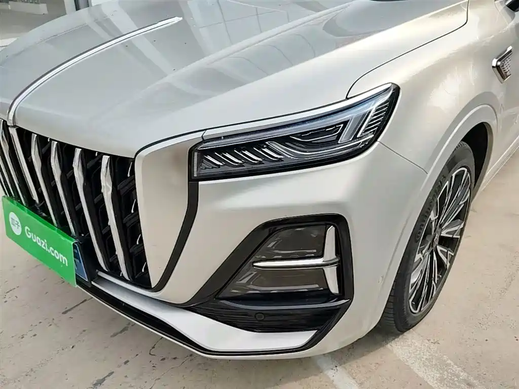 Hongqi HS5 2023 2.0T 4WD Flag Leader Pro фото 24