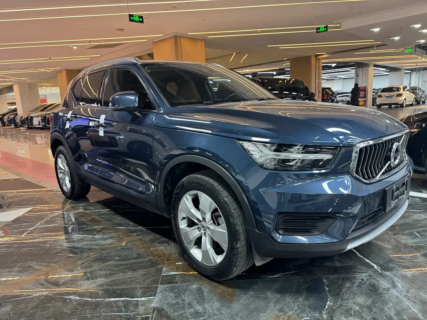 VOLVO XC40