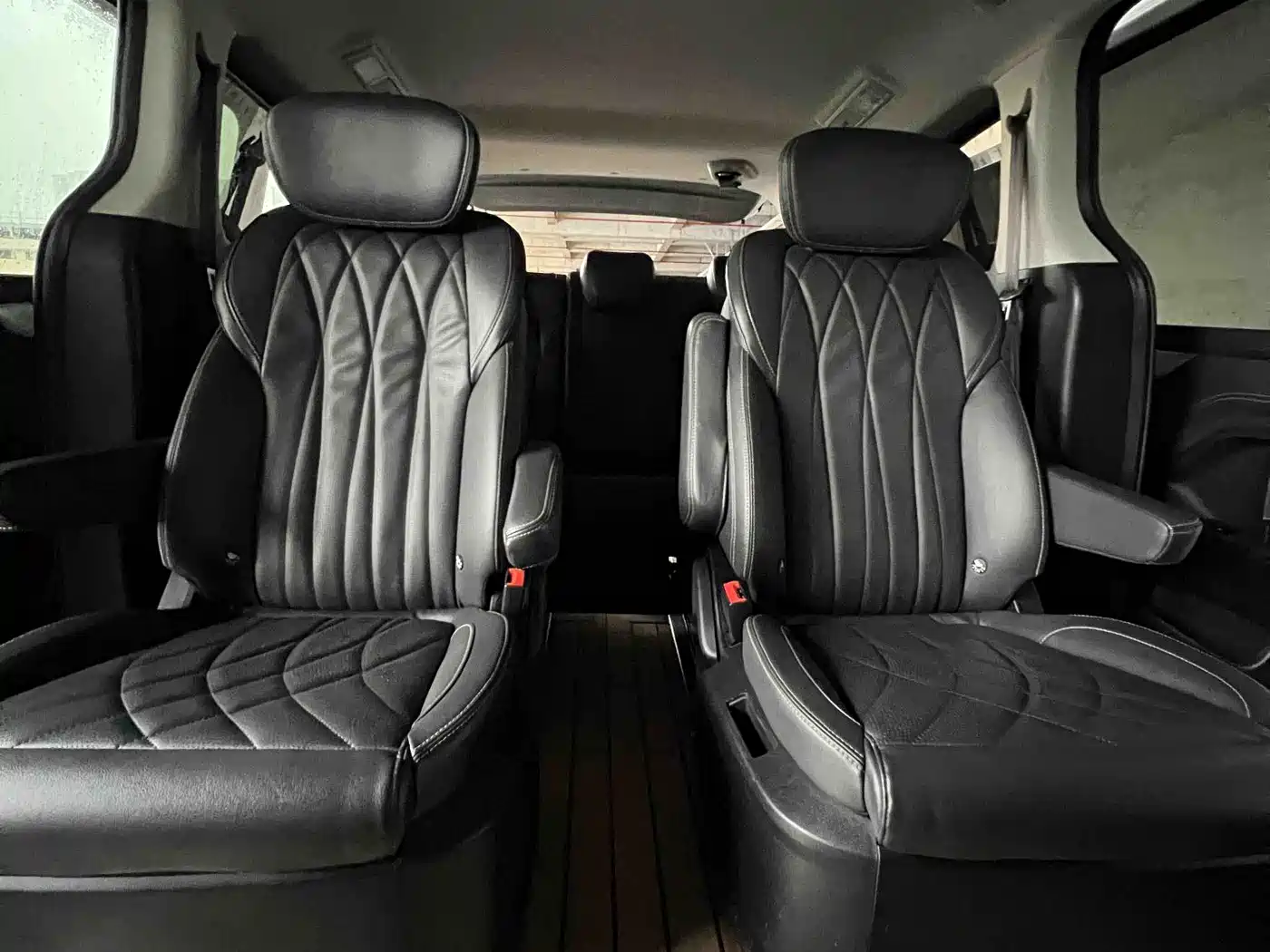 SAIC Maxus Maxus G20 2023 PLUS 2.0T Diesel Automatic Luxury Touring Edition фото 8