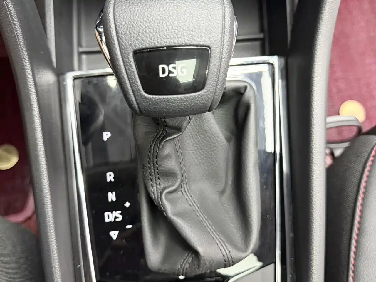 Photo 14 - Škoda Karoq