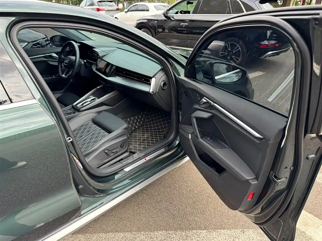 Audi A3 2025 A3L Limousine 35TFSI Flying Premium фото 27