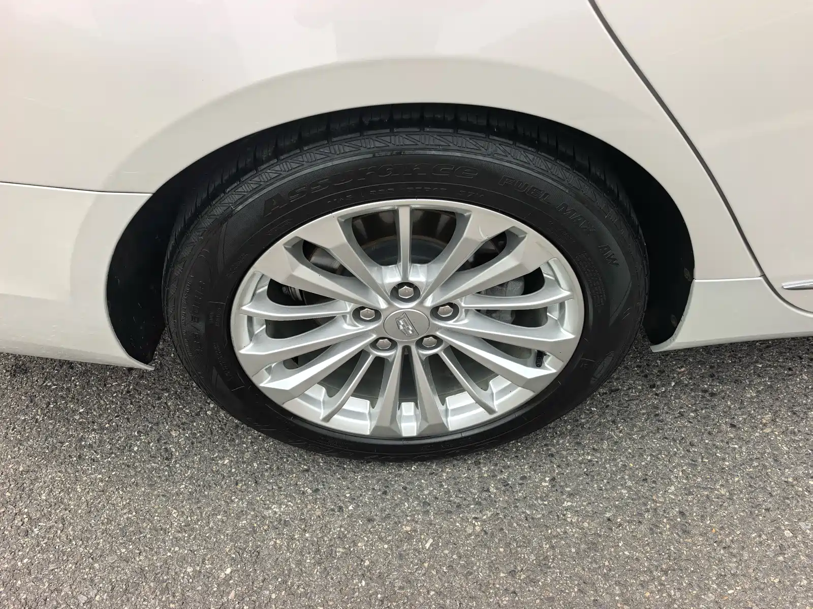 Фото 21 - Cadillac CT6