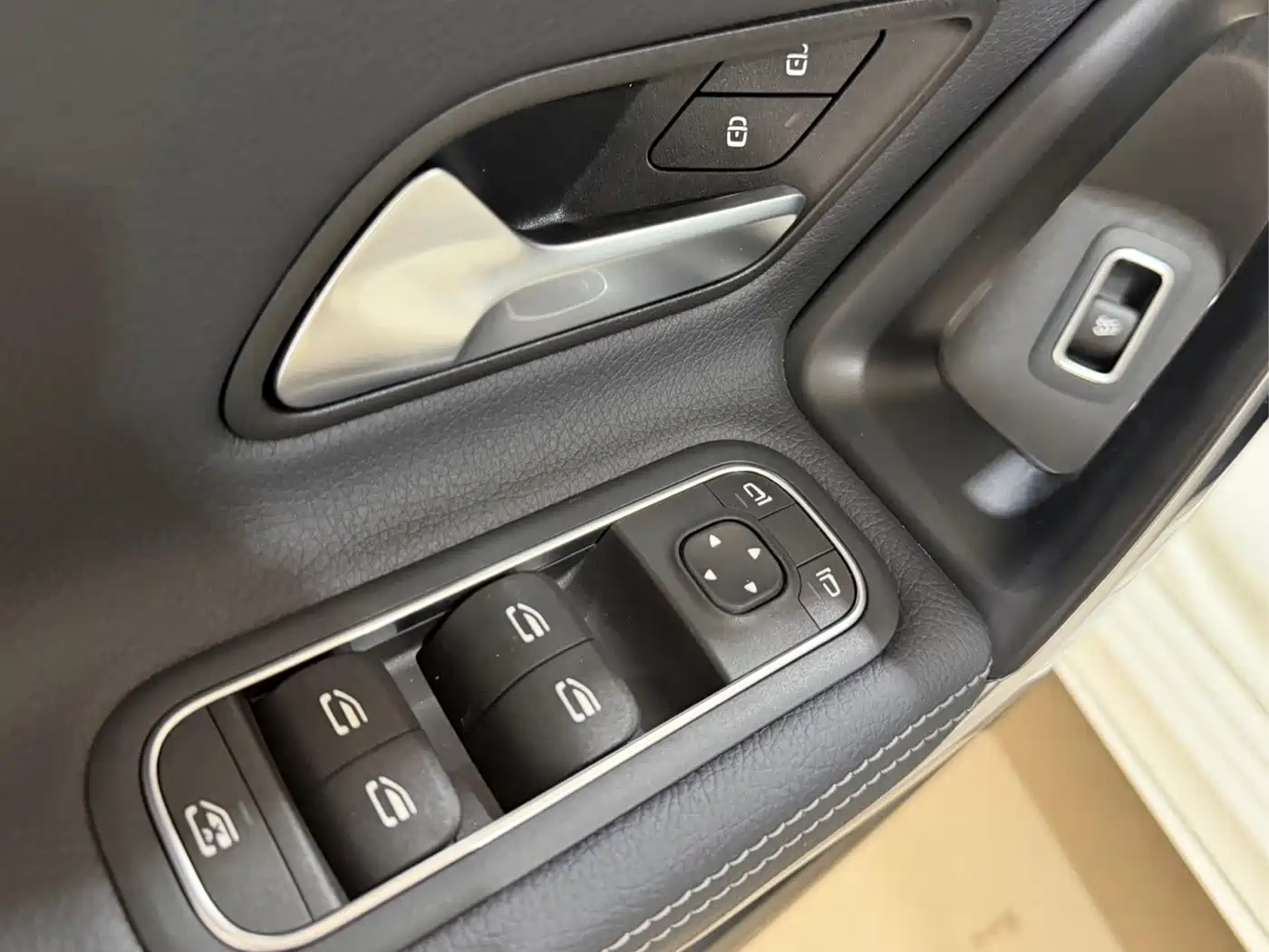 Mercedes-Benz A-Class 2022 A 180 L Sport Sedan фото 18