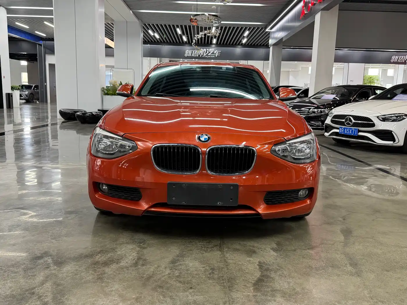 BMW 1 Series (Import) 2012 116i Urban Edition фото 2