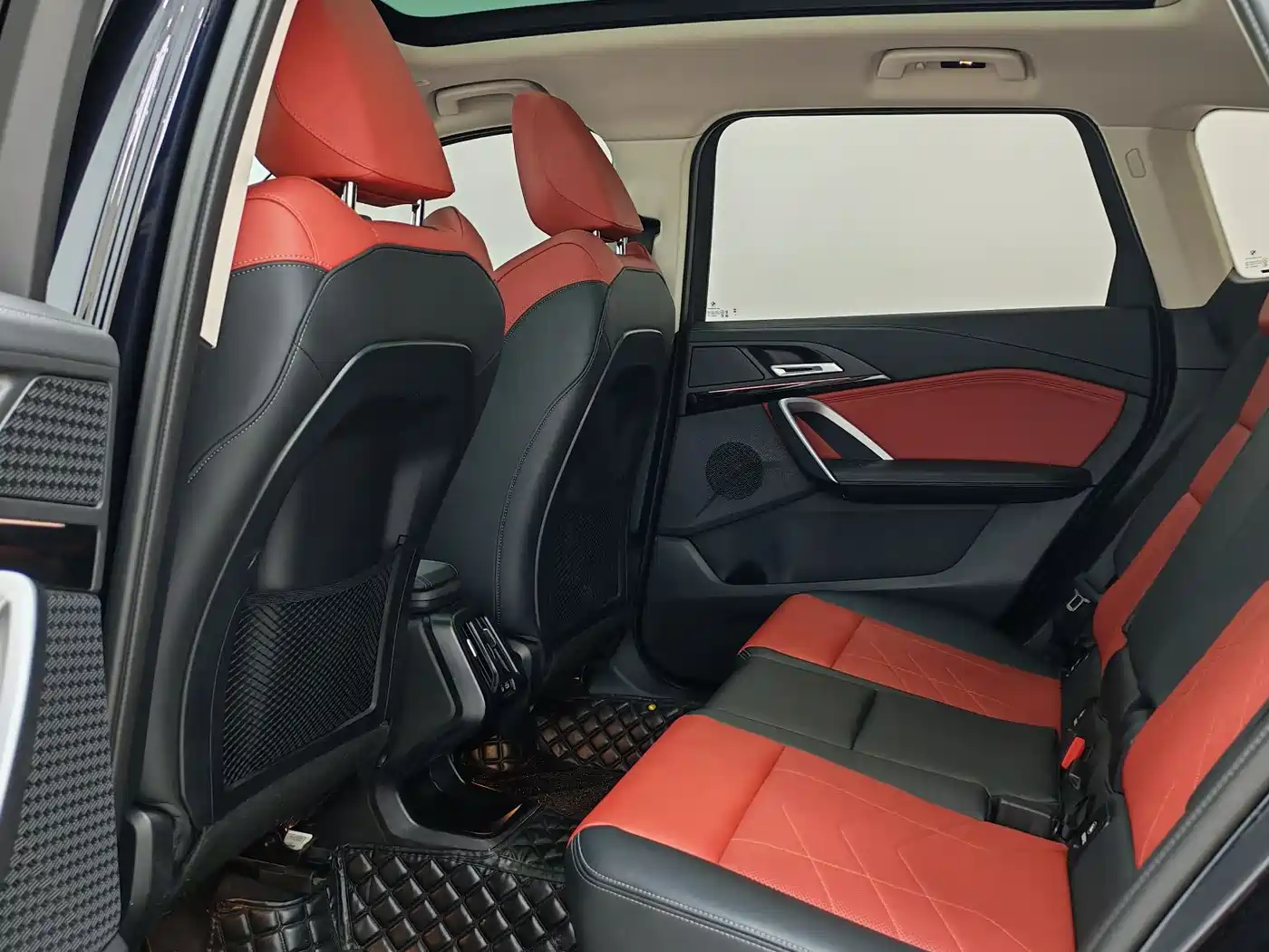 BMW X1 2023 sDrive20Li X Design Package фото 7