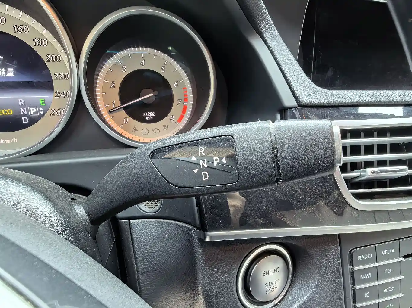 Mercedes-Benz E-Class 2015 E 180 L фото 15