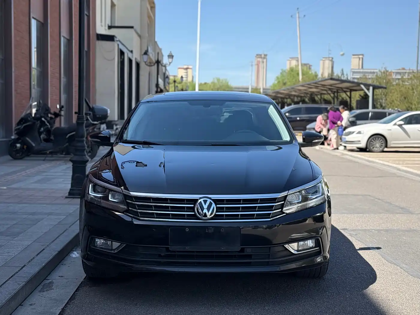 Volkswagen Passat 2017 330TSI DSG Prestige фото 2
