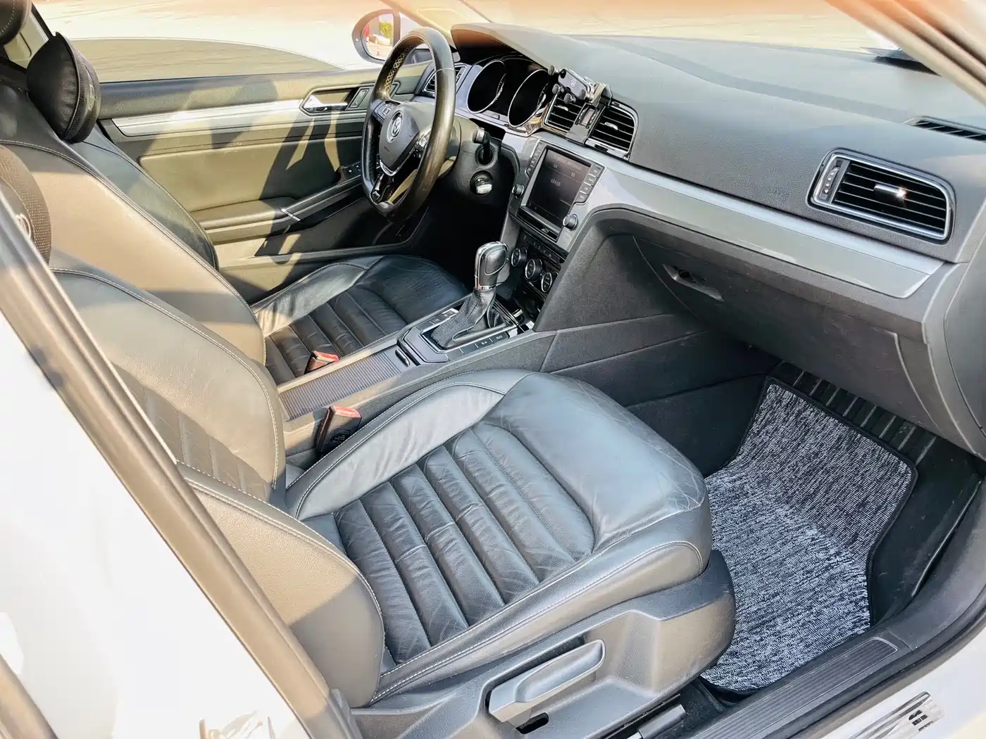 Volkswagen Lamando 2018 280TSI DSG Comfort Edition фото 5