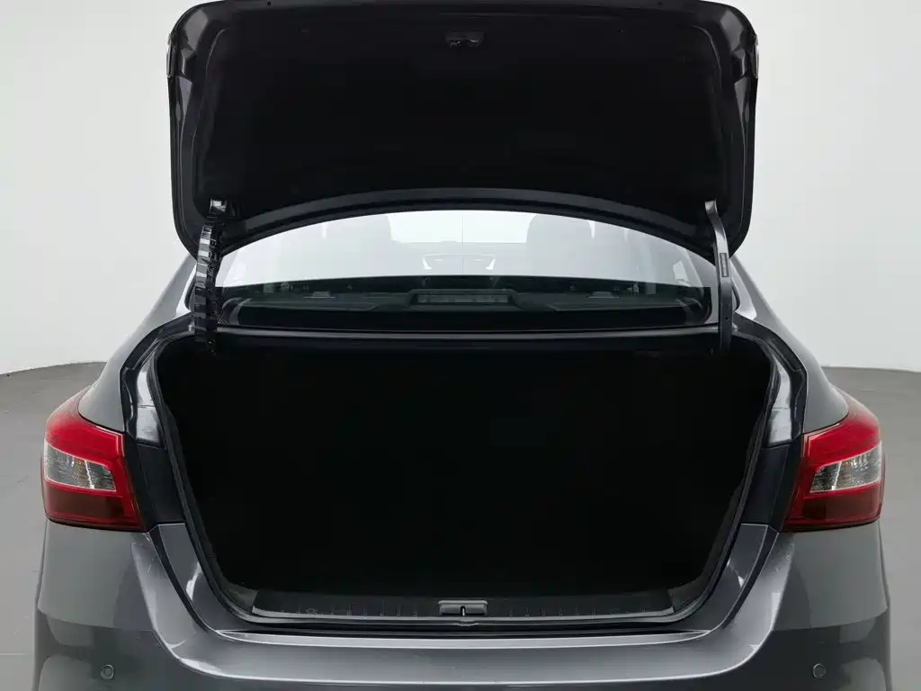 Nissan SYLPHY, миниатюра 16