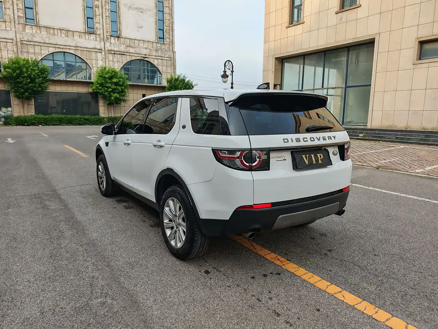 Land Rover Discovery Sport 2017 2.0T SE фото 17