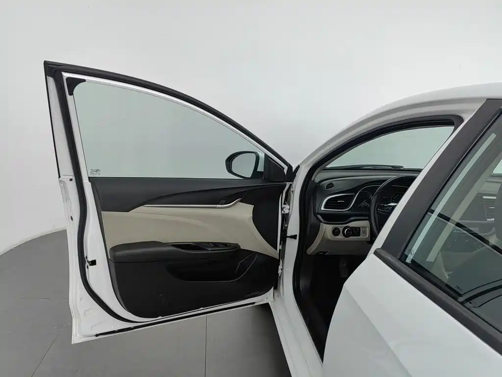 Фото 8 - Buick Excelle