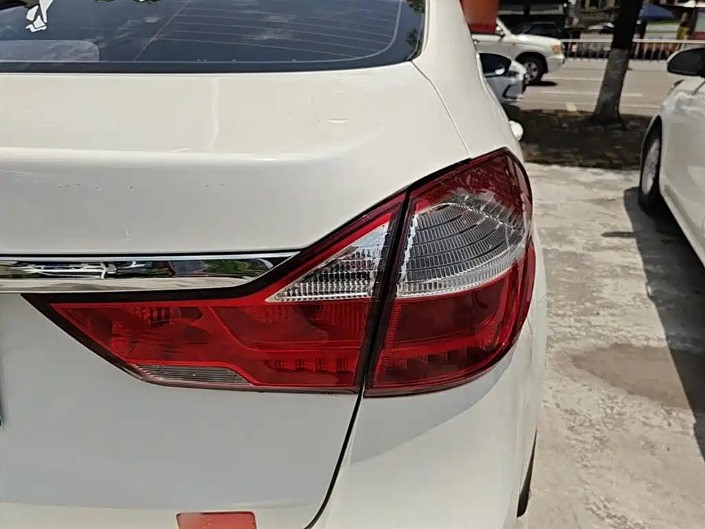 Kia K3 2017 1.6L Automatic 15th Anniversary Special GLS фото 8