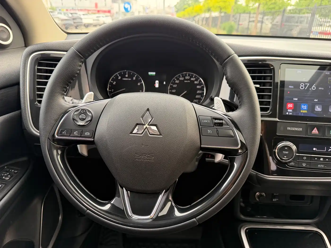 Mitsubishi Outlander 2018 2.4L 4WD Elite Edition 5-seater фото 19