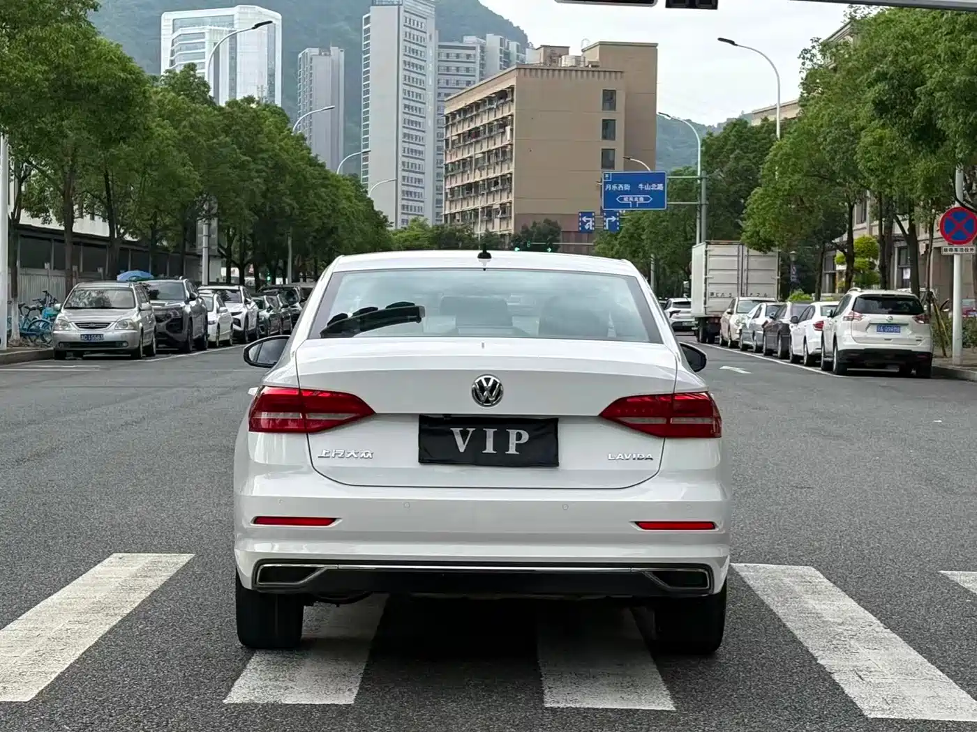 Volkswagen Lavida 2019 1.5L Manual Comfort Edition China VI фото 6