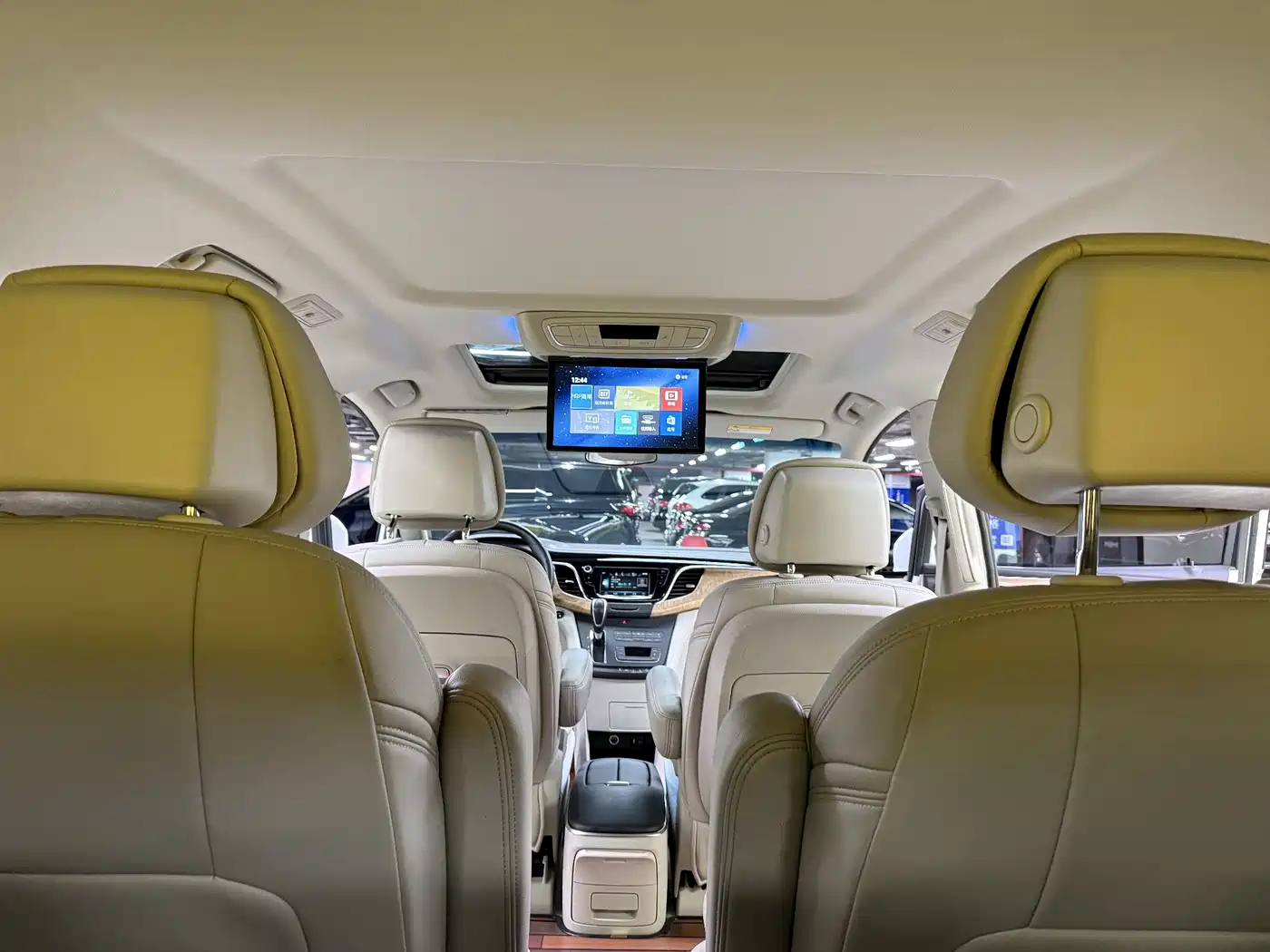 Buick GL8 2017 ES 28T Comfort Type China V фото 17