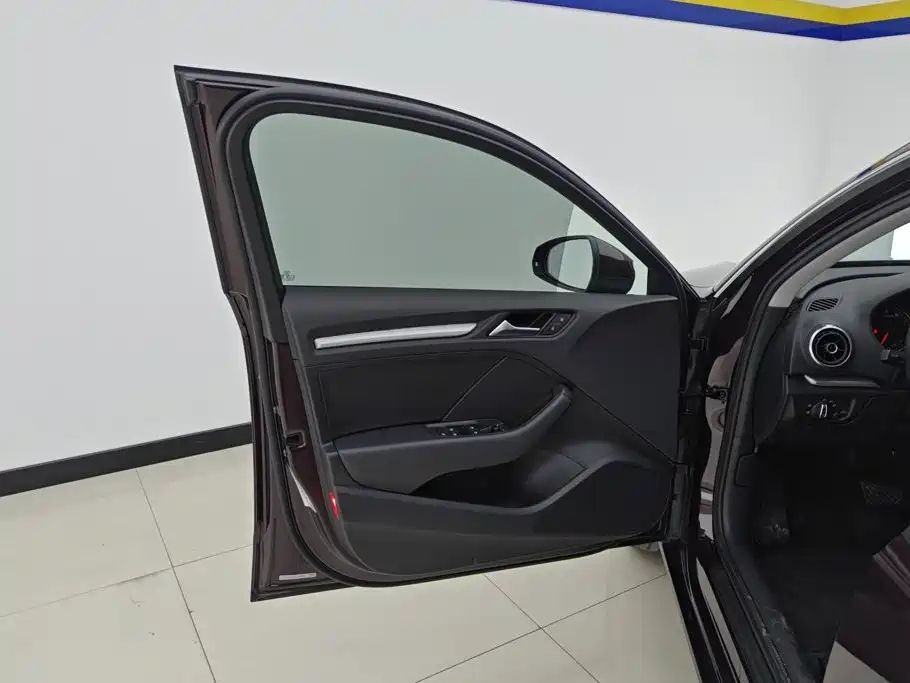 Фото 7 - Audi A3