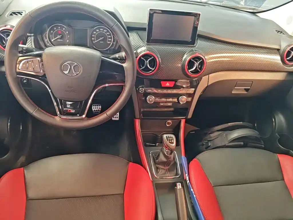 BAIC Senova X25 2017 2015 1.5L Manual Comfort