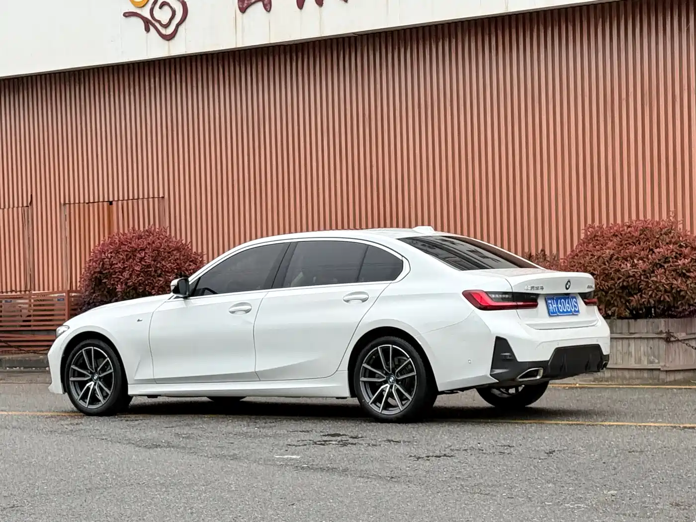 BMW 3 Series 2024 325Li M Sport Package фото 5