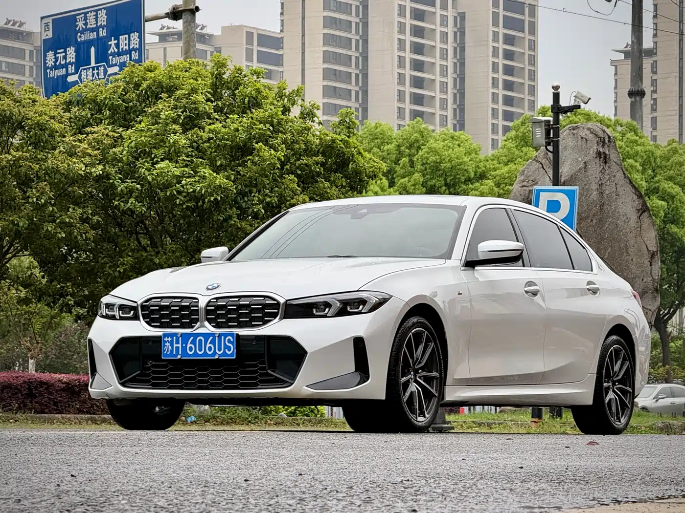 BMW 3 Series 2024 325Li M Sport Package фото 2