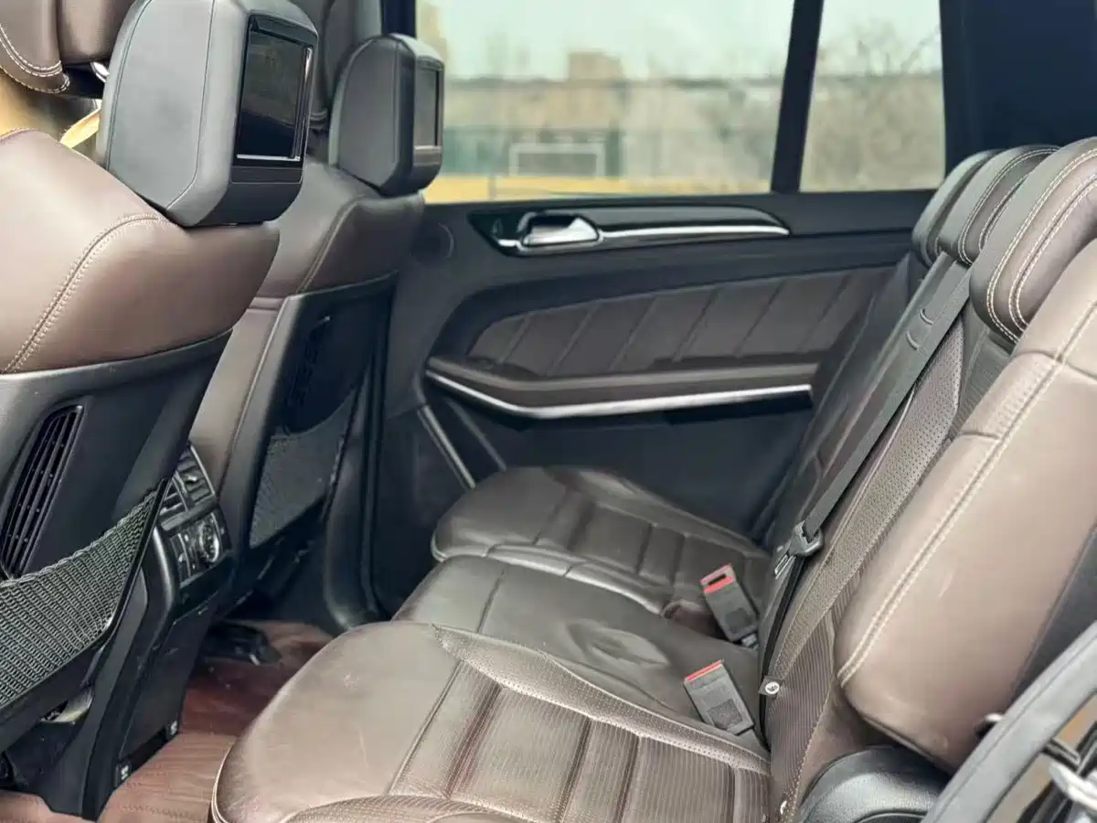 MERCEDES-BENZ GLS AMG