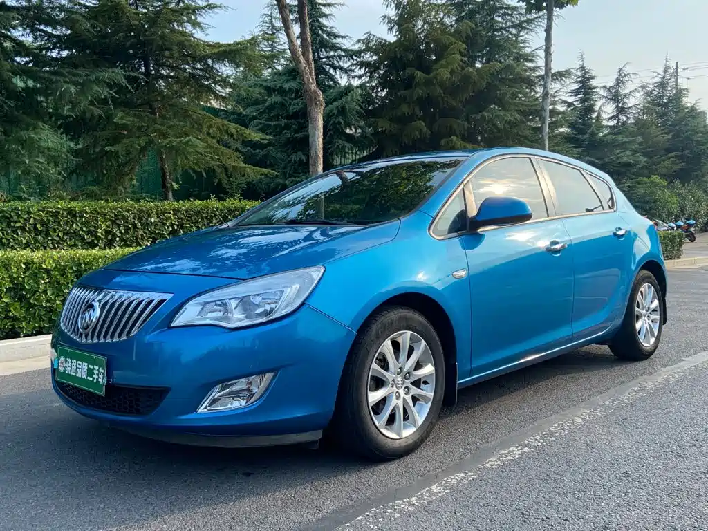 Фото 1 - Buick Excelle
