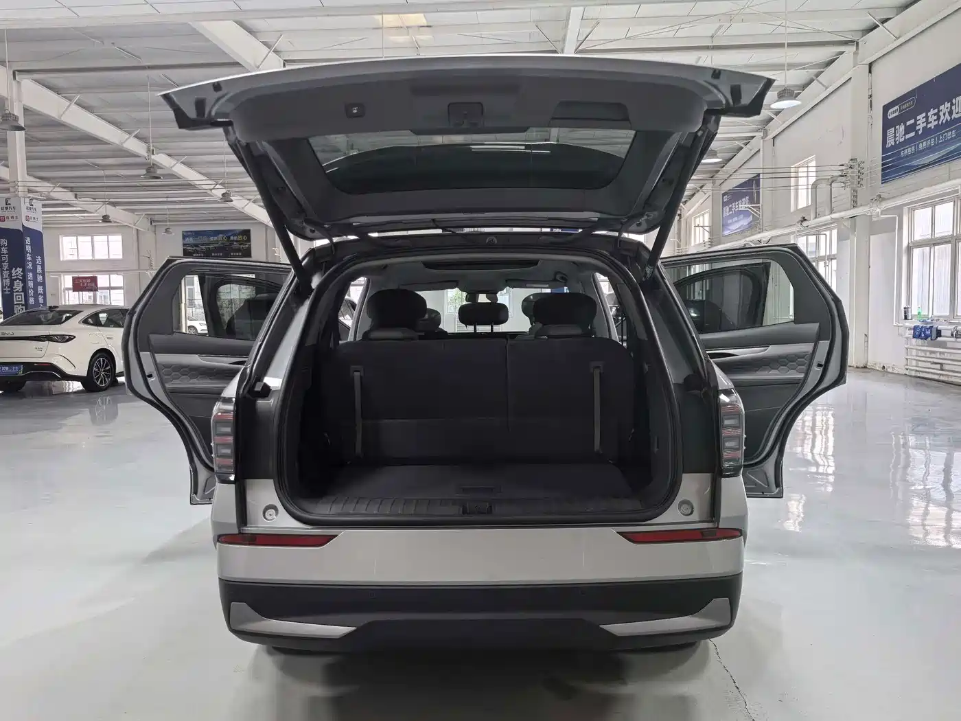 Ford Edge 2023 2023 Edge L 2.0T EcoBoost E Hybrid FWD 7-Seater Luxury