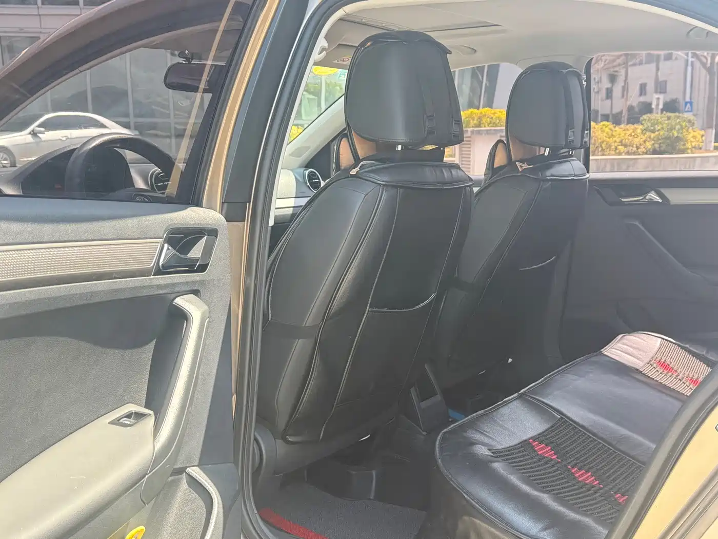 Volkswagen Jetta 2017 1.5L Automatic Comfort фото 8