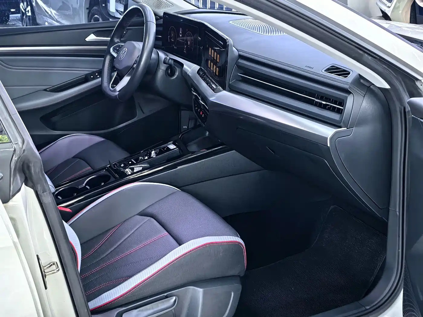 Volkswagen Lamando, миниатюра 14