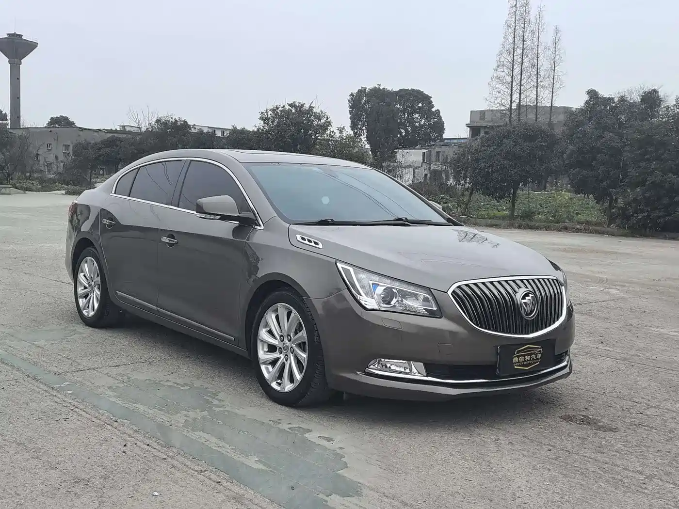 Buick LaCrosse 2013 2.4L SIDI Luxury Comfort фото 2