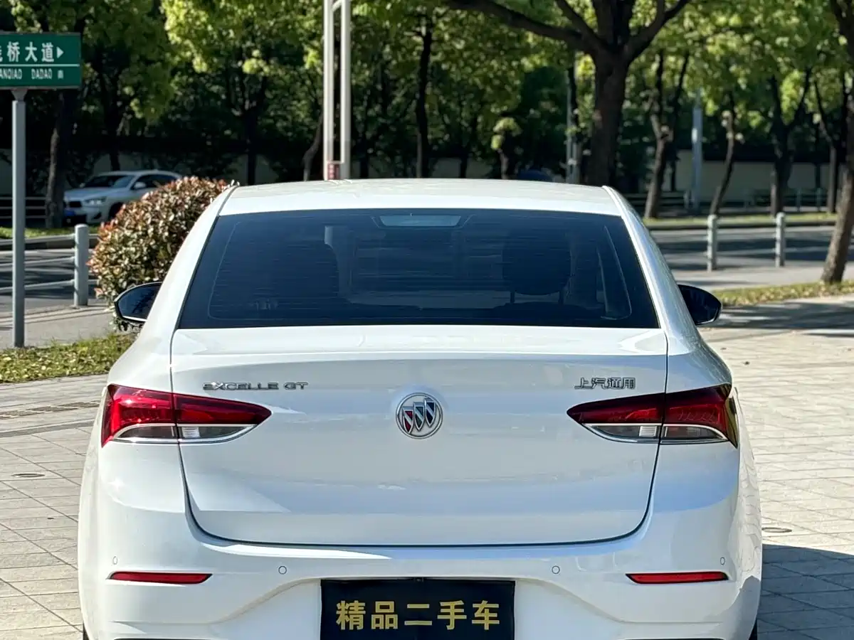 Buick Excelle 2021 Exemplar 1.5L Auto Elite фото 5