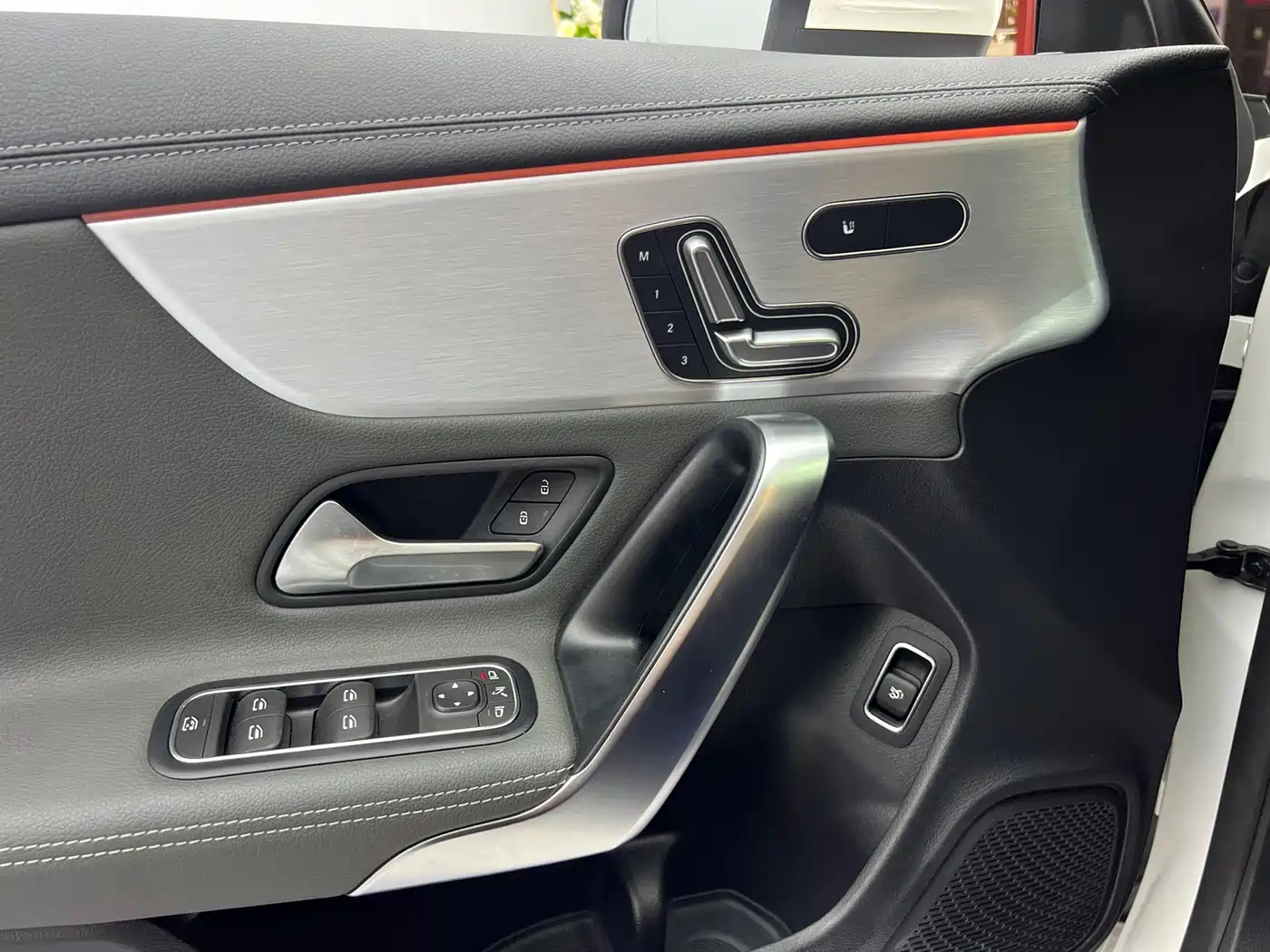 Mercedes-Benz CLA, миниатюра 9