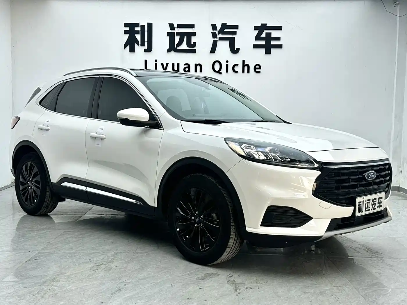 Ford Escape 2023 2024 Model EcoBoost 245 2WD Premium Edition