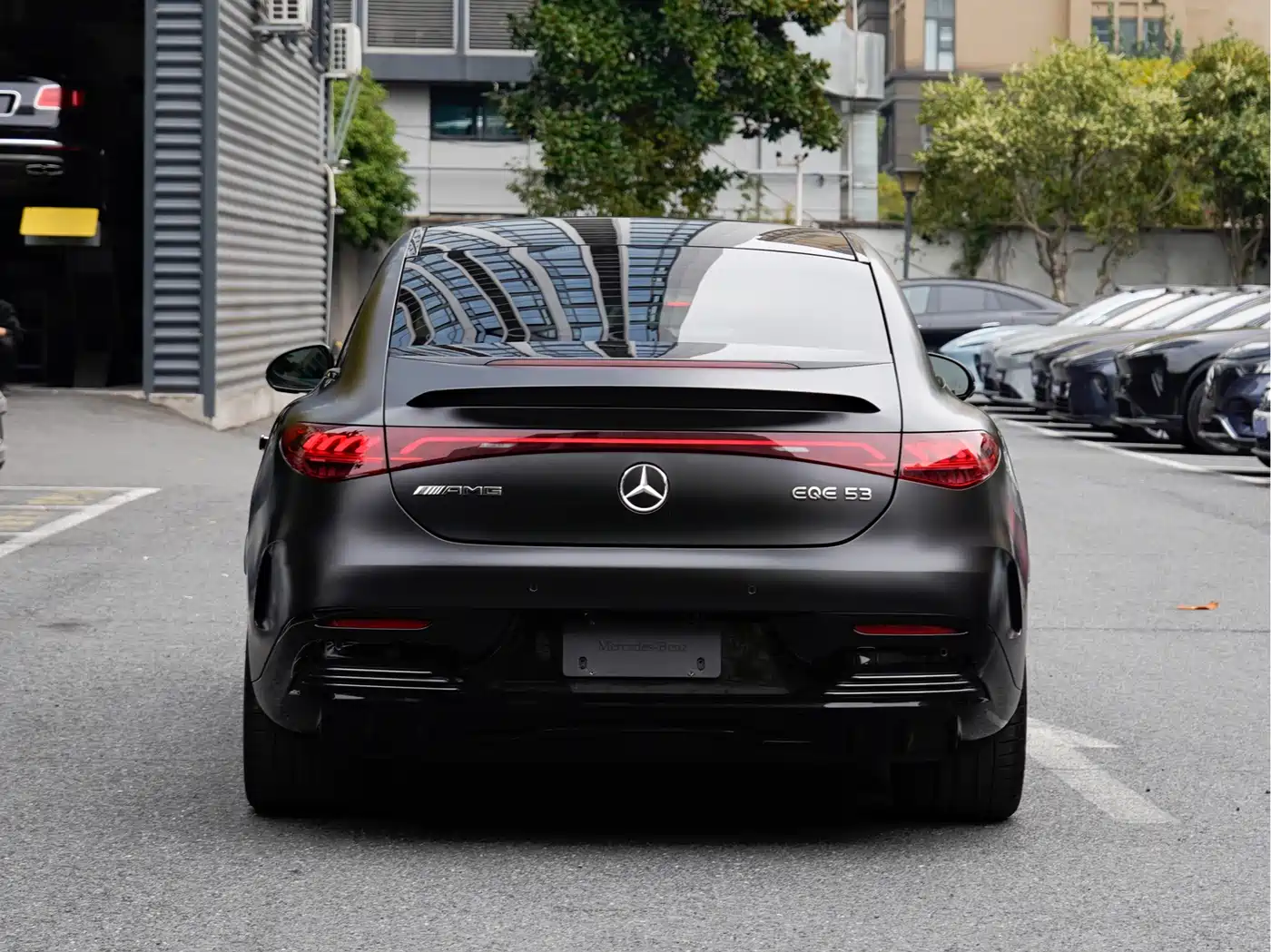 MERCEDES-BENZ EQE AMG