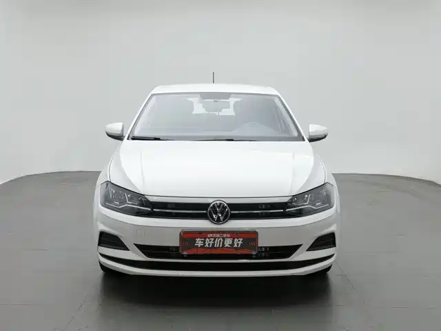 Volkswagen Polo 2023 Facelift Plus 1.5L Auto Joyful Living Edition — фото 3