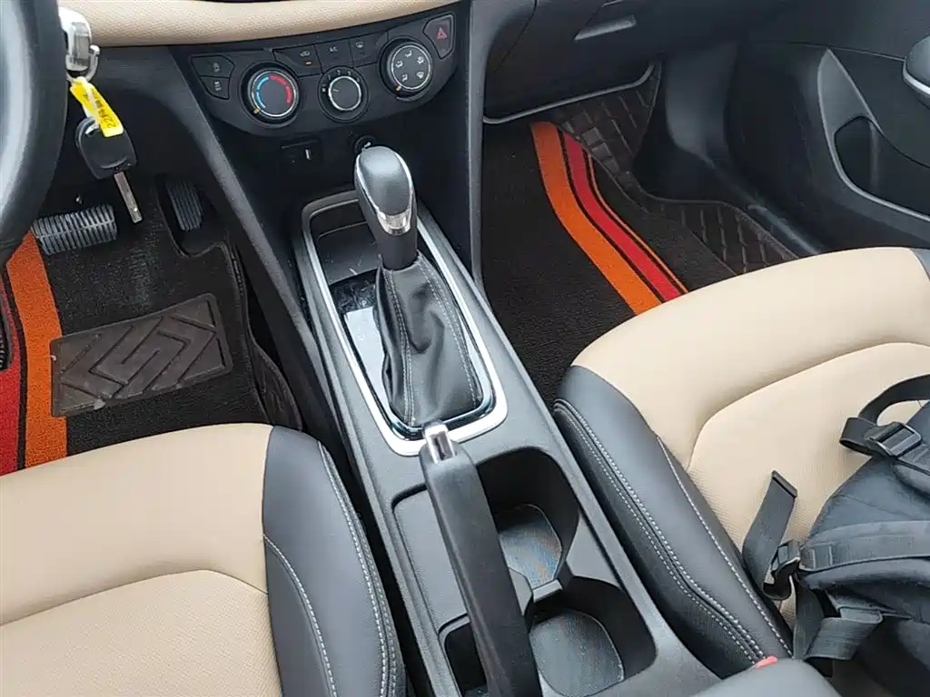 Chevrolet Monza 2022 320 Automatic Enjoyment Sunroof Edition фото 14