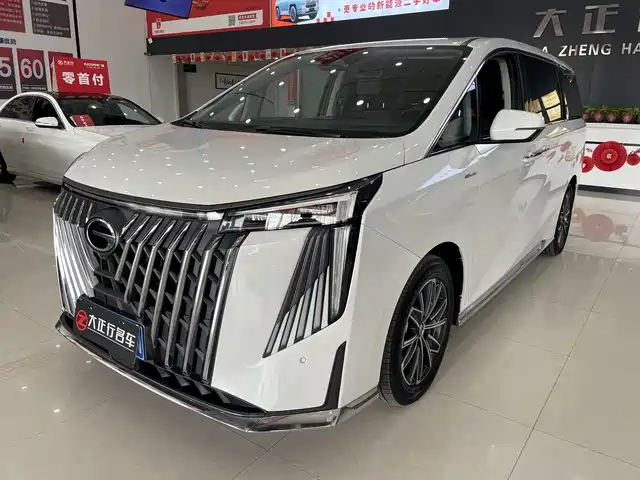 GAC TRUMPCHI M8