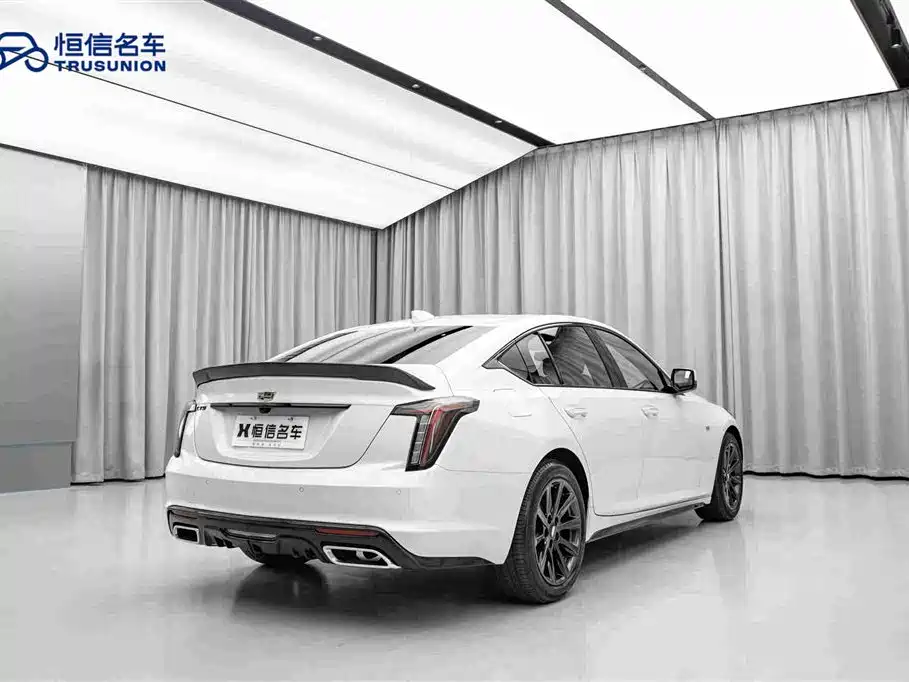 Cadillac CT5 2024 2023 28T Prestige Style