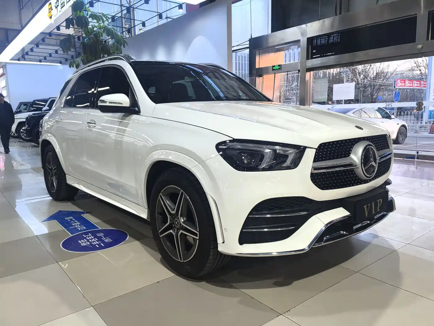 Mercedes-Benz GLE 2020 GLE 350 4MATIC Fashion фото 3