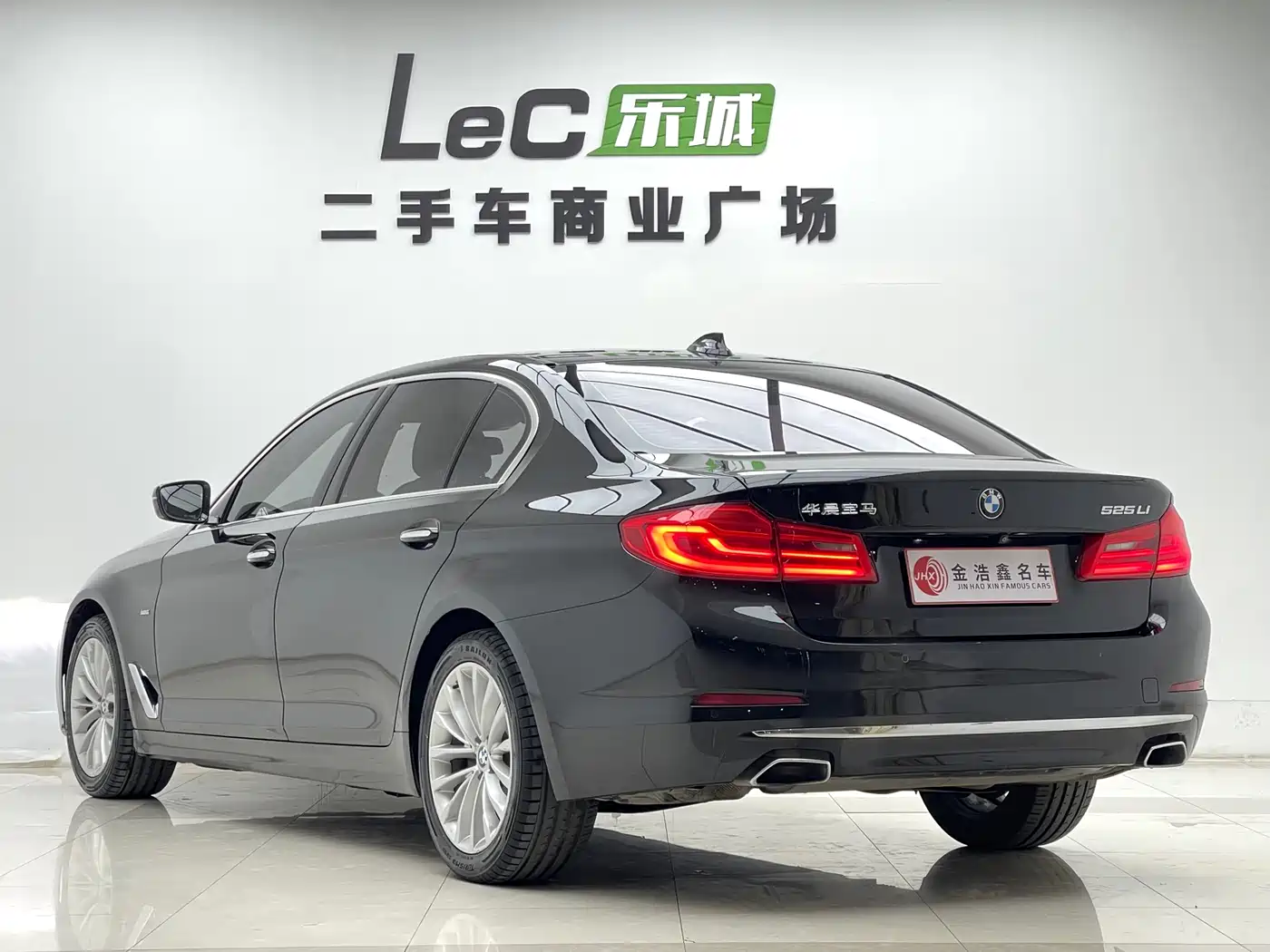 BMW 5 Series 2018 525Li Luxury Package фото 21