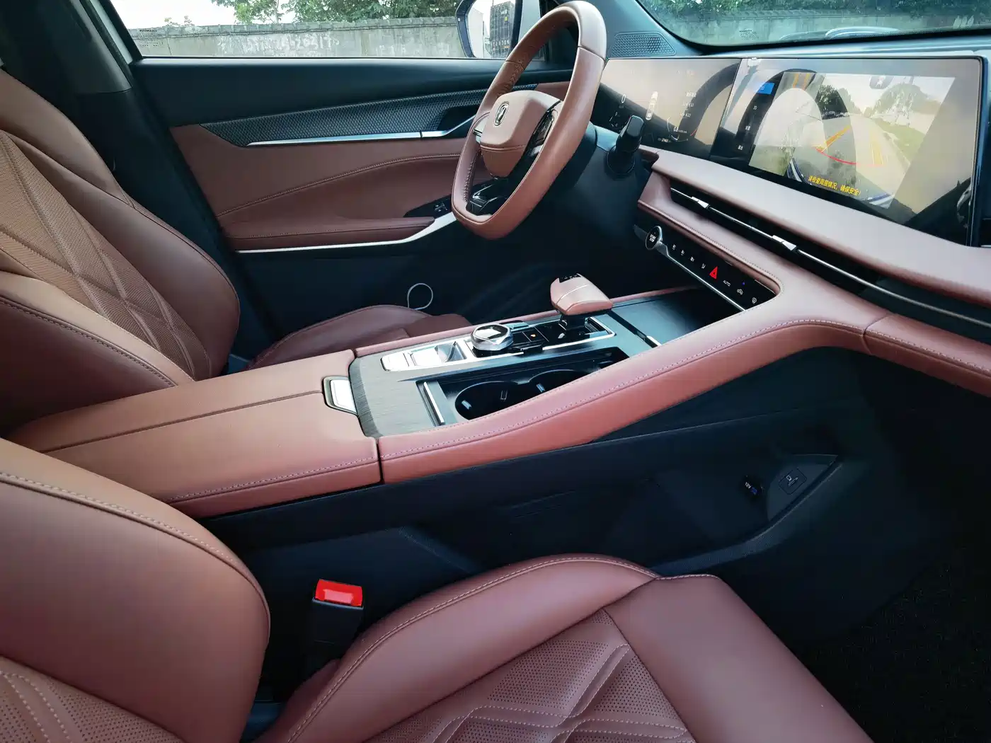 Фото 10 - Changan CS75 PLUS