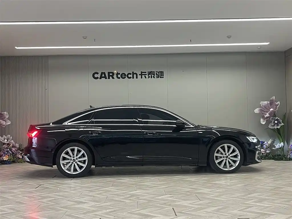 Audi A6L 2024 45 TFSI Premium Dynamic фото 4