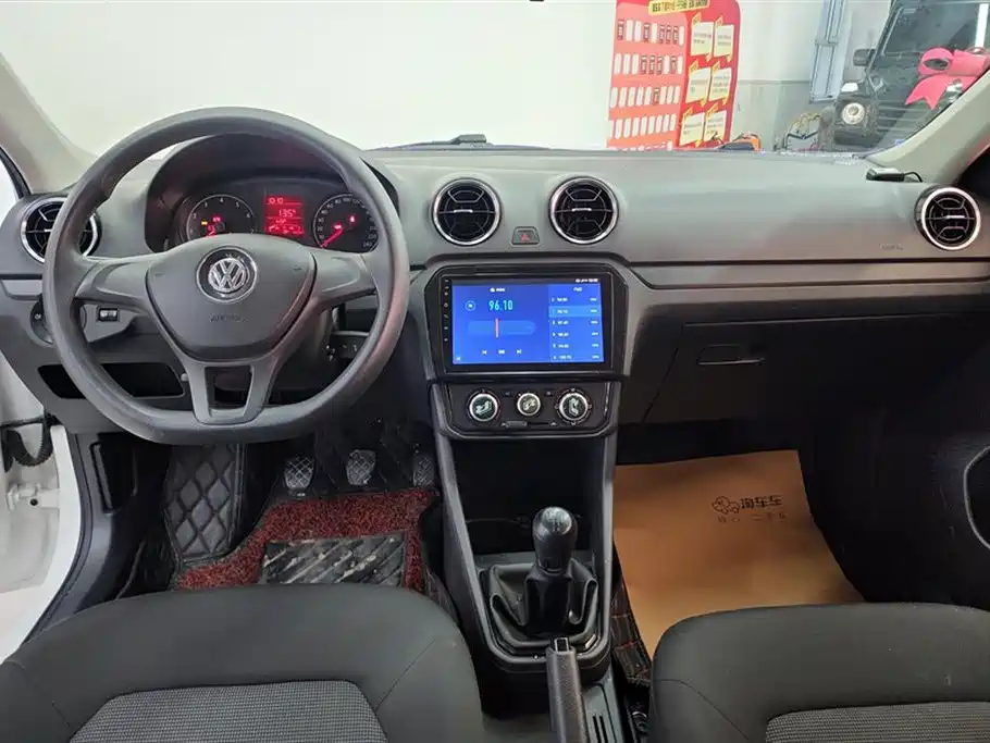 Volkswagen Jetta 2017 1.5L Manual Fashion фото 12