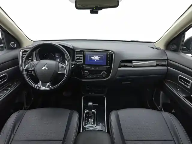 Mitsubishi Outlander 2018 2.4L 4WD Elite Edition 5-seater — фото 5
