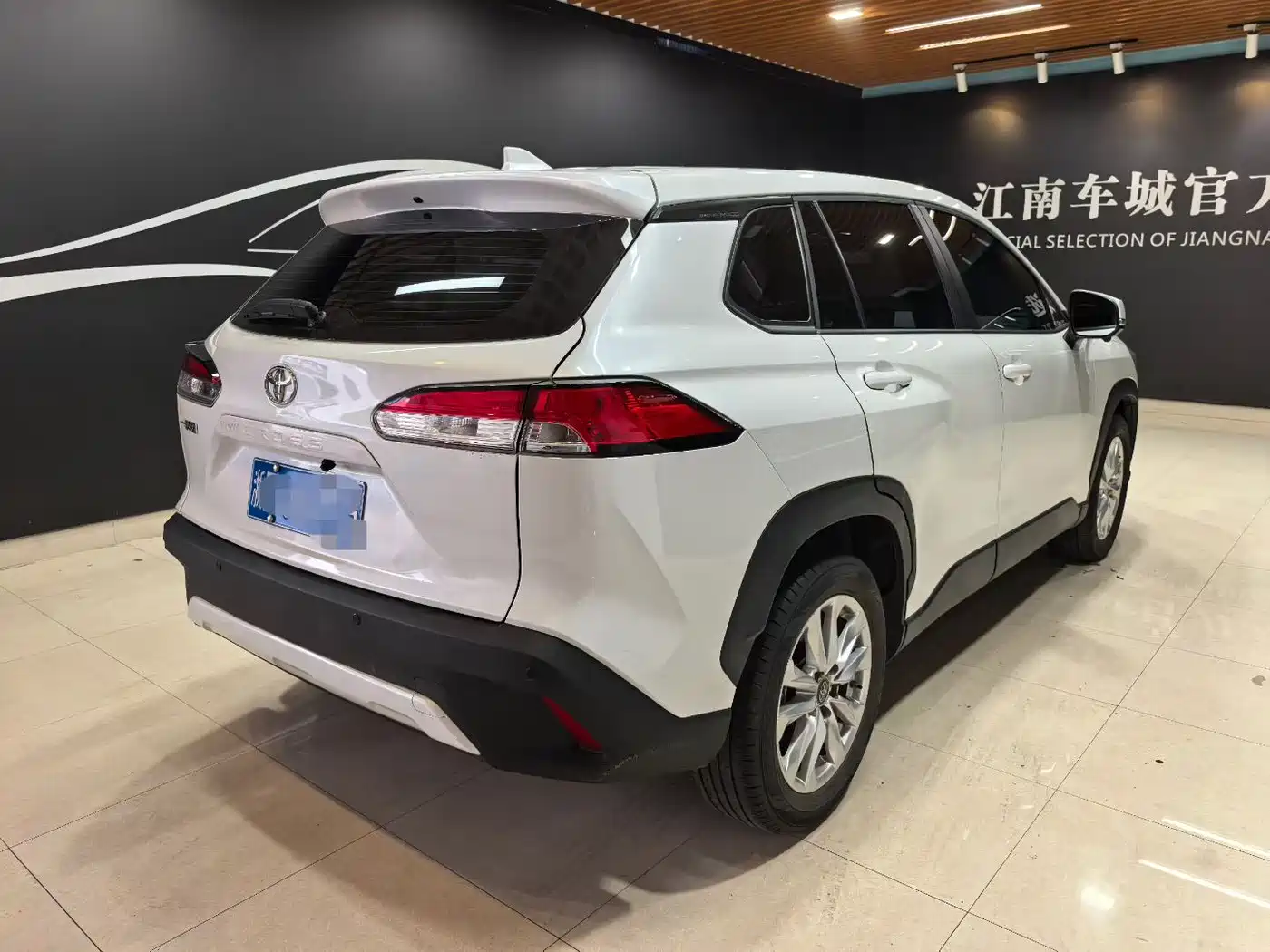 Toyota Corolla Cross 2023 2.0L Elite Edition фото 4