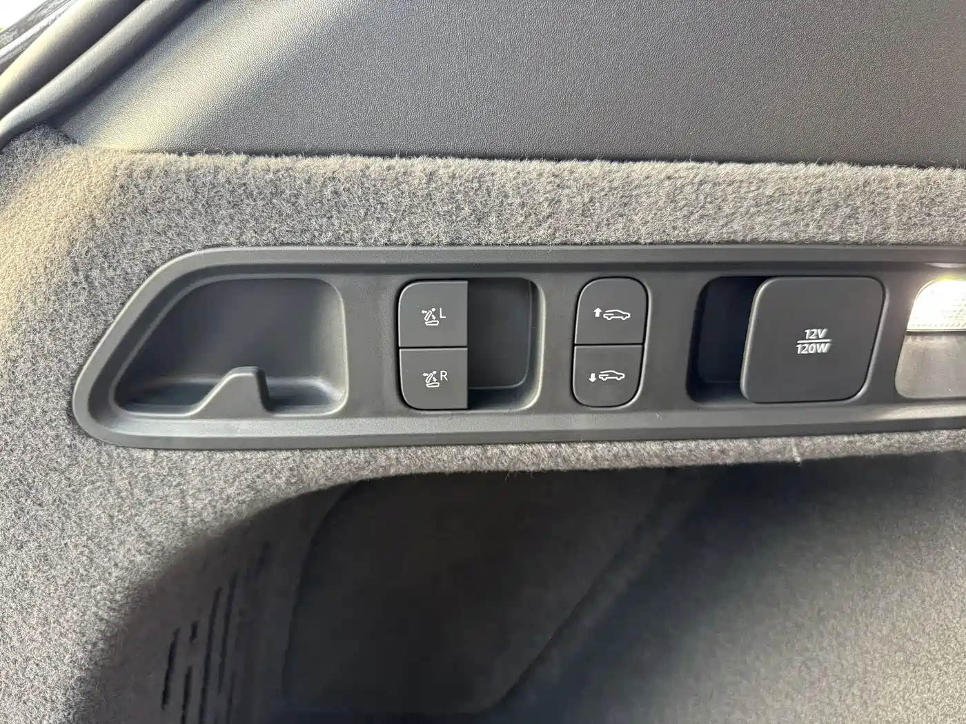 Audi E5 Sportback 2026 2025 386kw 4WD