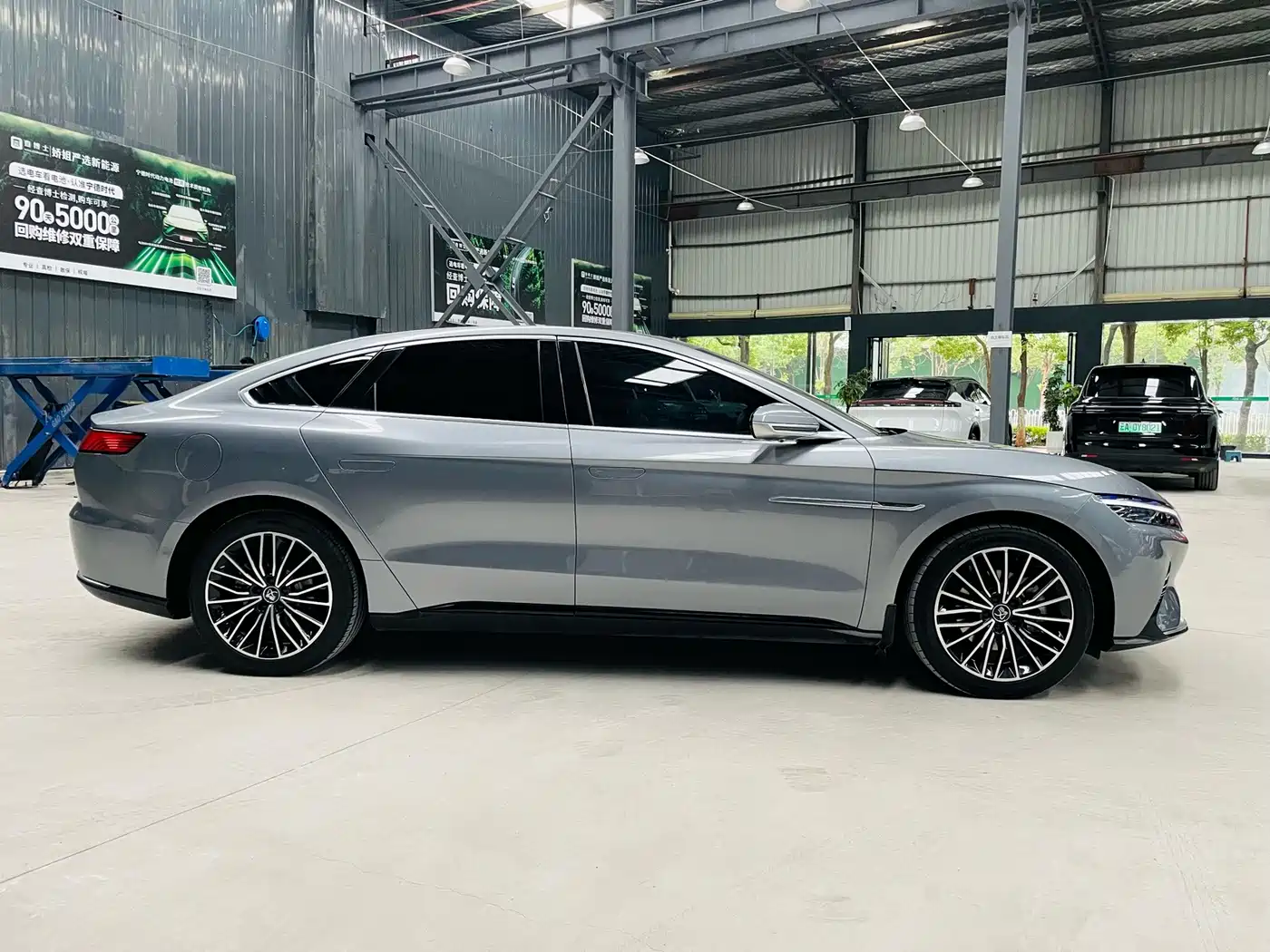 Фото 4 - BYD Han