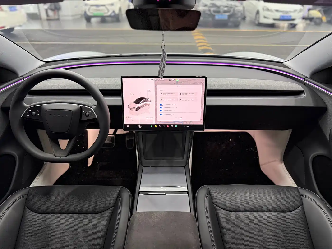 Фото 11 - Tesla Model 3